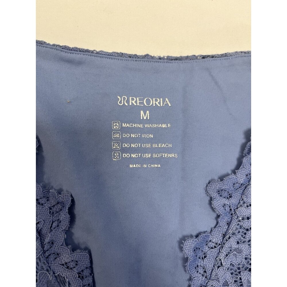 Reoria Blue Cropped Tank Top Lace Overlay Size M Small V Neck 💙 - Picture 3 of 5